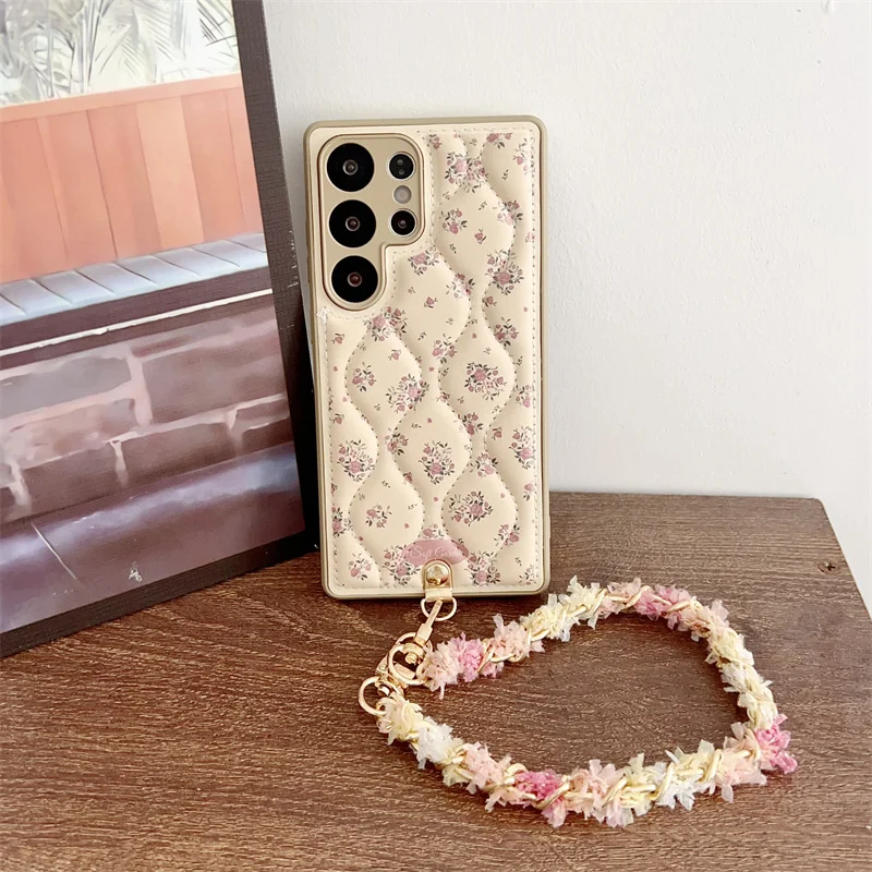 Women Design With Phone Chain Artificial Leather CellPhone Cases for Samsung S25 S23Plus S24Ultra Flower Pattern Antifall Cover