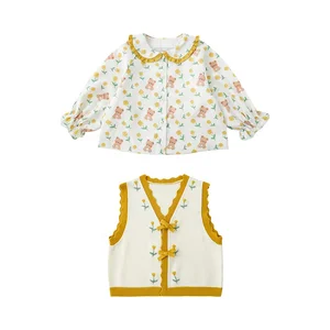 YOEHYAUL Q2452 Fall Baby Girl Clothes Floral Printed Long Sleeve Girls Shirts Knitted Vest Tops for Girls 2 Pcs Clothing Sets