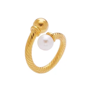 OEM INS Style Stainless Steel Wedding Ring for Women 18K Gold Plated with Pearl Inlay Niche Fashion Daily Commuting Jewelry