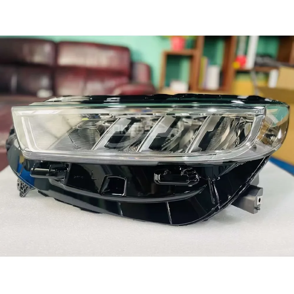 Front Light POKESS Car Headlights JS113005BB Right