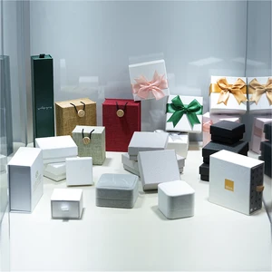 Custom Magnet Paper Cardboard Earring Necklace Ring Packaging Gift Jewelry Box