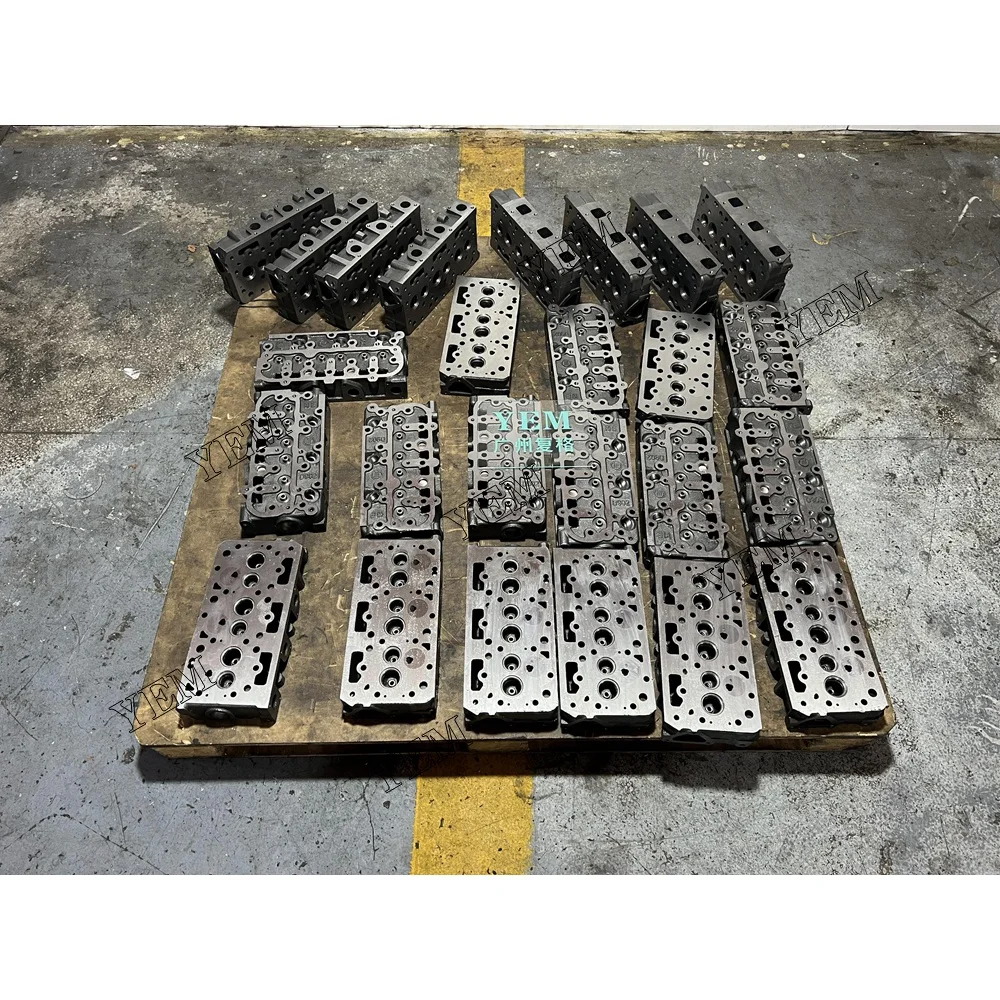 1G962-03045 1G962-03046 D902 Cylinder Head With Valves for Kubota RTV 900 BX2350D ZD323