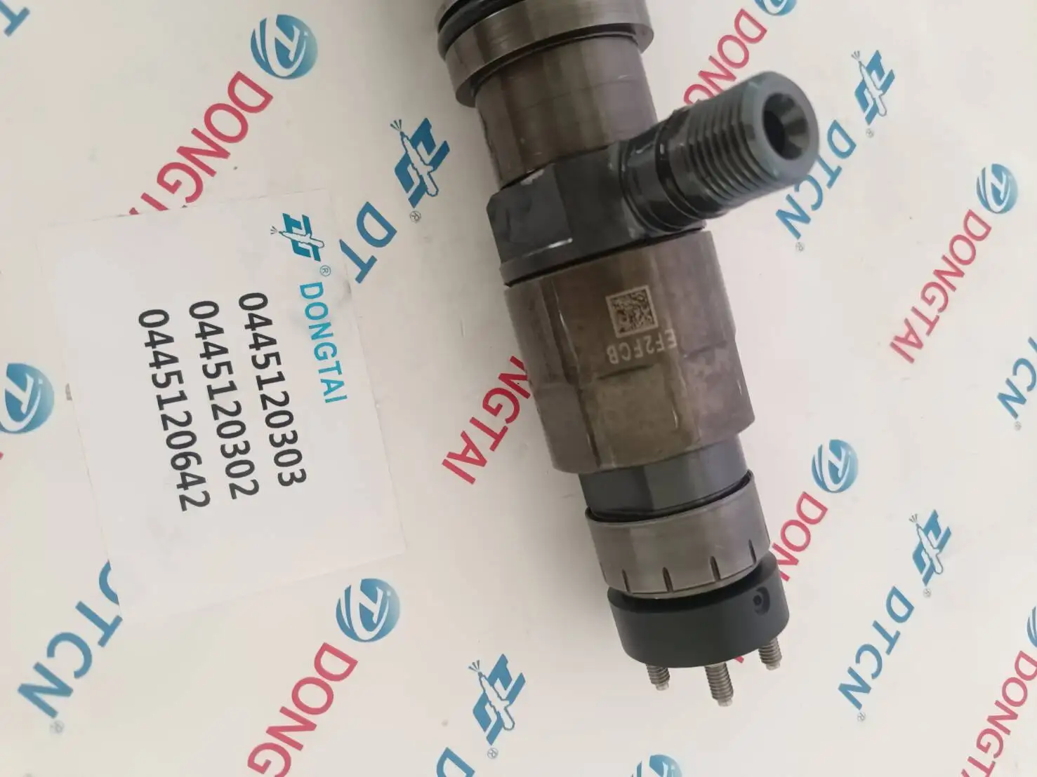 Diesel-Kraftstoffinjektor 0445120303 A4720701187 0445120302 