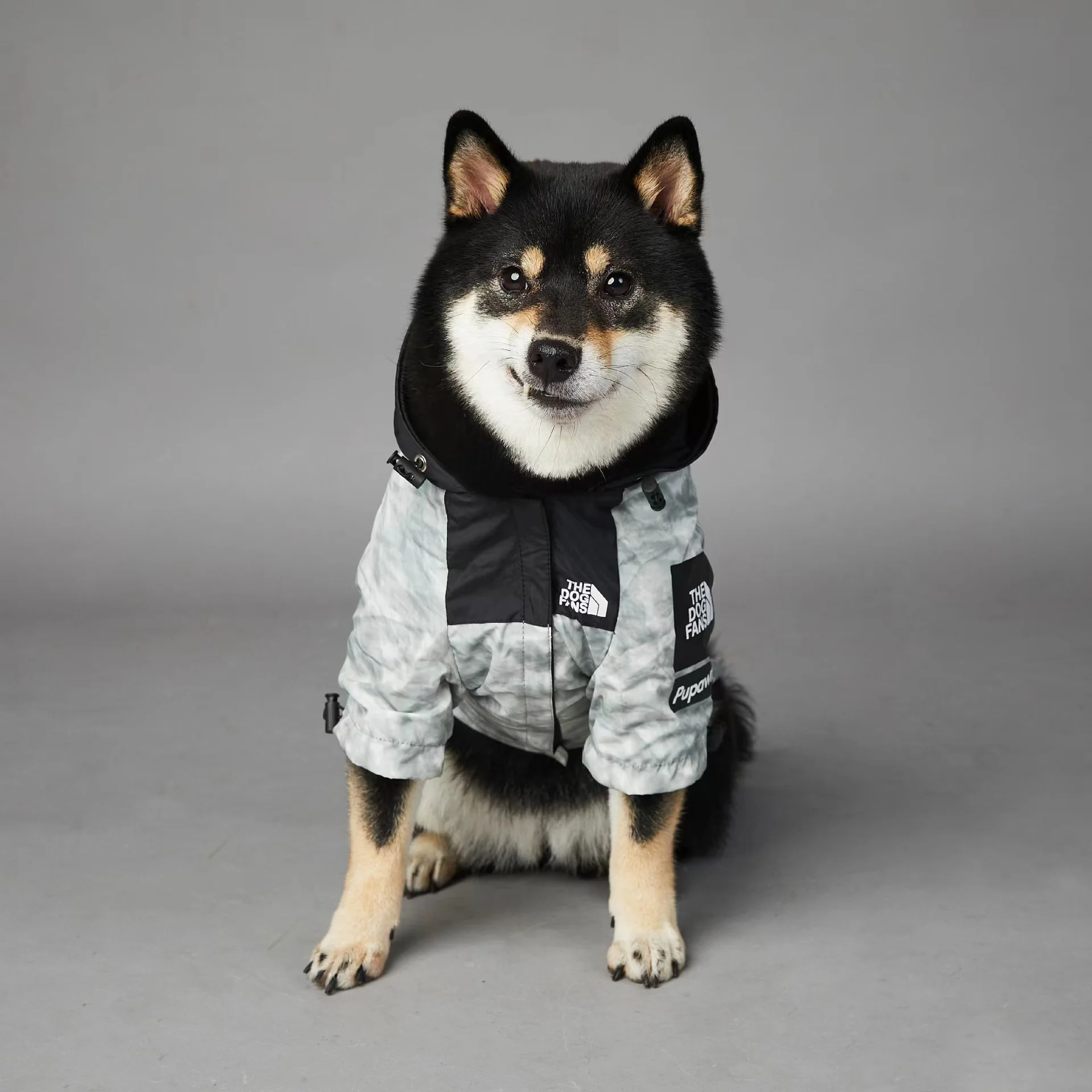 Wholesale 2022 Pet Fashion Clothes Waterproof Raincoat Extra Large