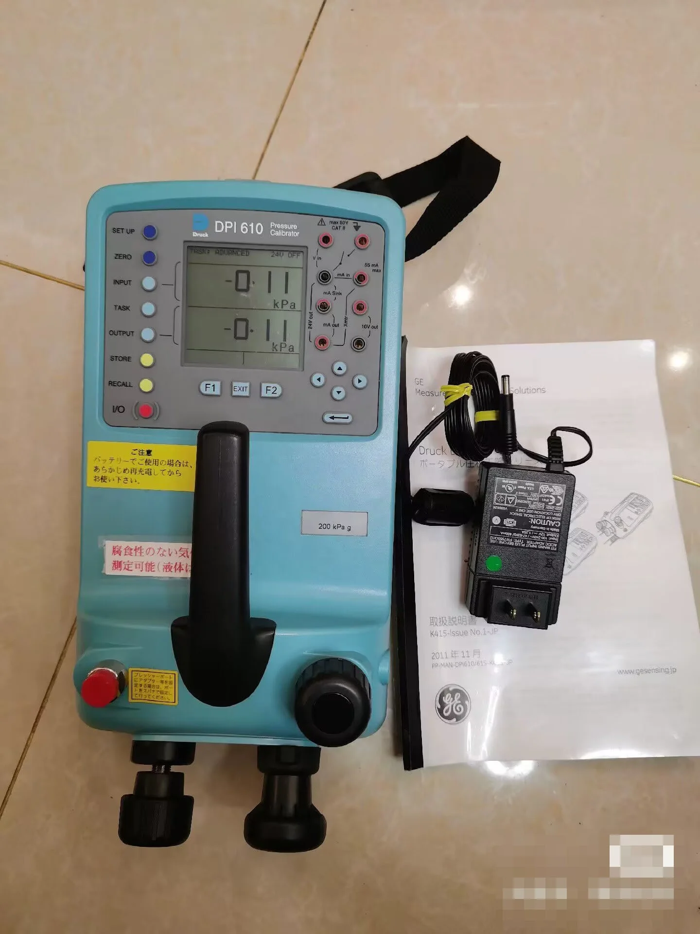 DRUCK DPI610 200KPag Pressure Calibrator Portable Pressure Calibrator