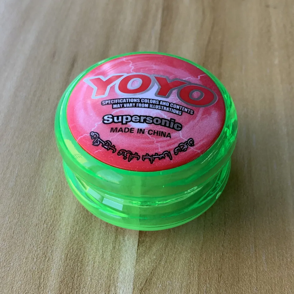 Производитель оптовая продажа дешевые классические пластиковые светящиеся подшипники чувствительный зеленый мини-йо шар мигающий светящийся светодиодный йо-йо игрушка