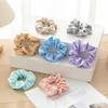 Chouchous pour cheveux en soie rose 3,5 cm
