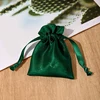 Verde oscuro