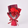 Bouquet di 3 fiori rossi