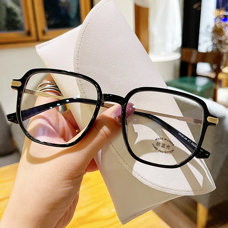2025 Fashion Anti-blue Light Blocking Glasses Frame Version Trend TR90  Optical Glasses Square Eyeglasses Frames Wholesale