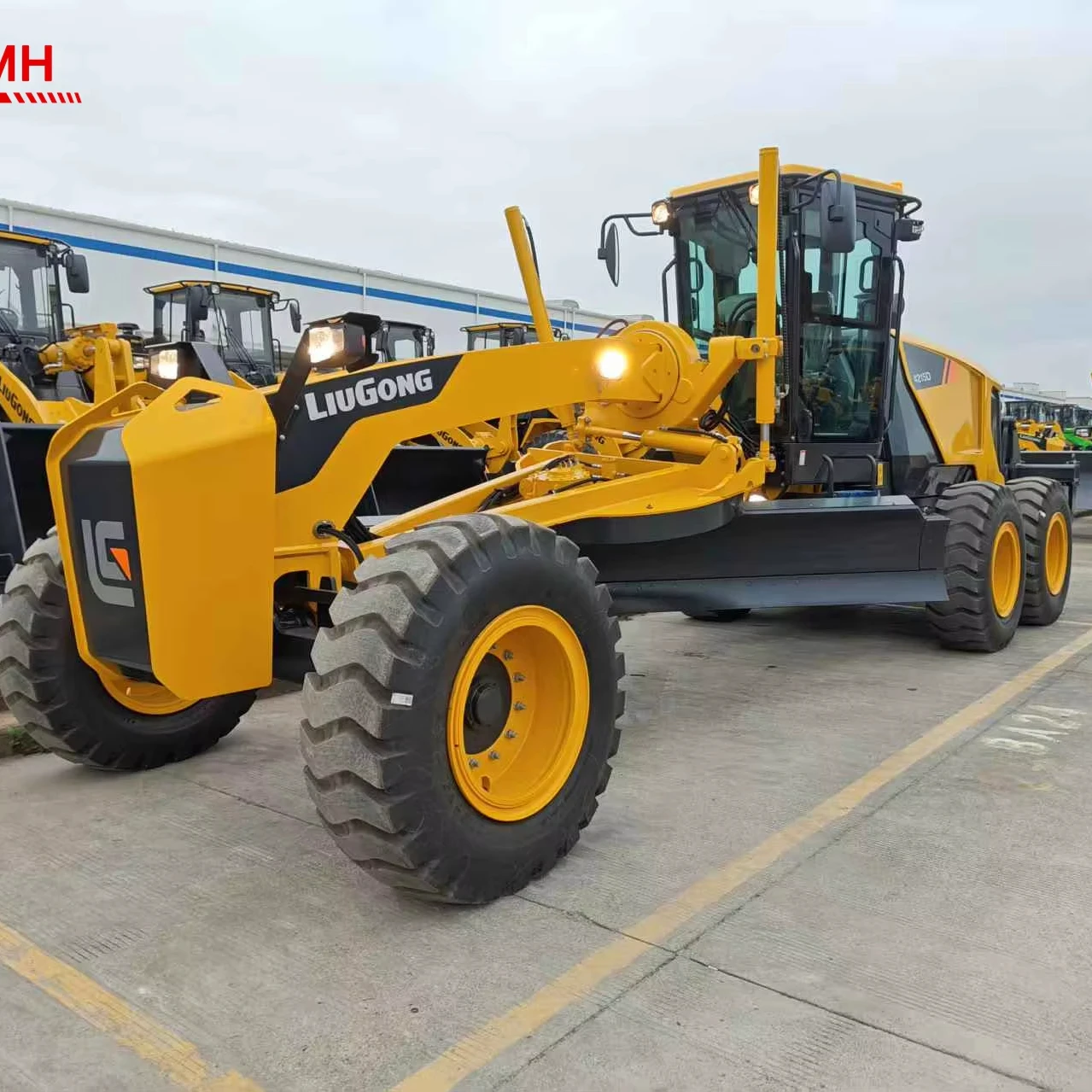 La qualità cambia il mondo Motonivelatrice 217HP 4215D in vendita
