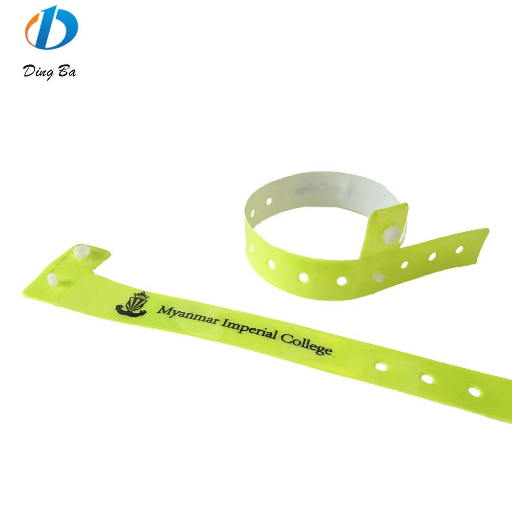 Неоновый цветной светоотражающий браслет на заказ, браслет для вечеринки L-образной формы, браслеты из ПВХ, браслеты, цветные пластиковые классические браслеты на заказ