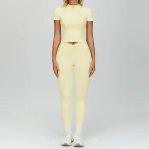 Hot Selling Basic Fitness Set Fast Drying Solid Color High Elasticity Breathable Comfortable Women's Yoga Set