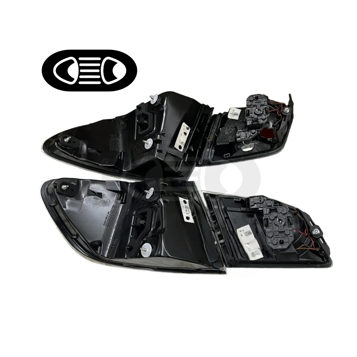  F10　5シリーズ 純正テールライト BMW 5シリーズF10/F18用テールライト（1セット）純正中古部品、状態