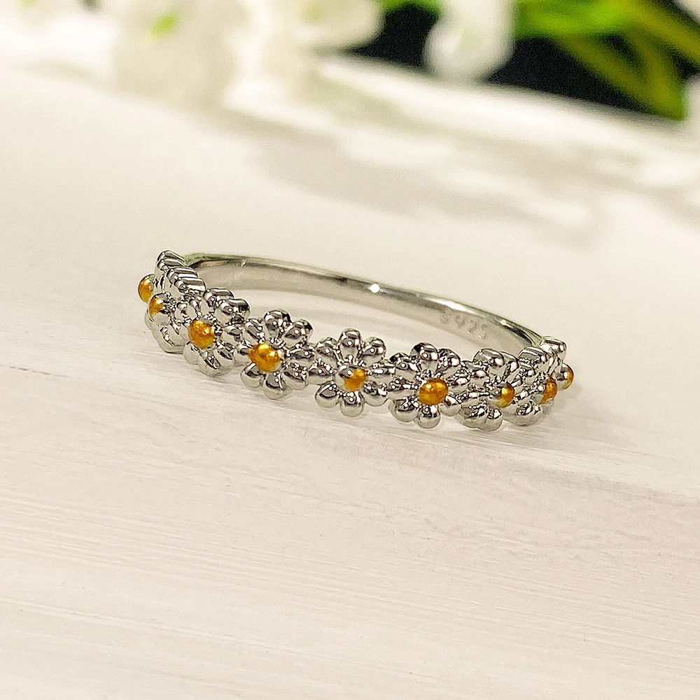 CAOSHI Simple Fashion Women Contracted Hand Jewelry Spot Silver Plated Beautiful Small Daisy Flower Ring
