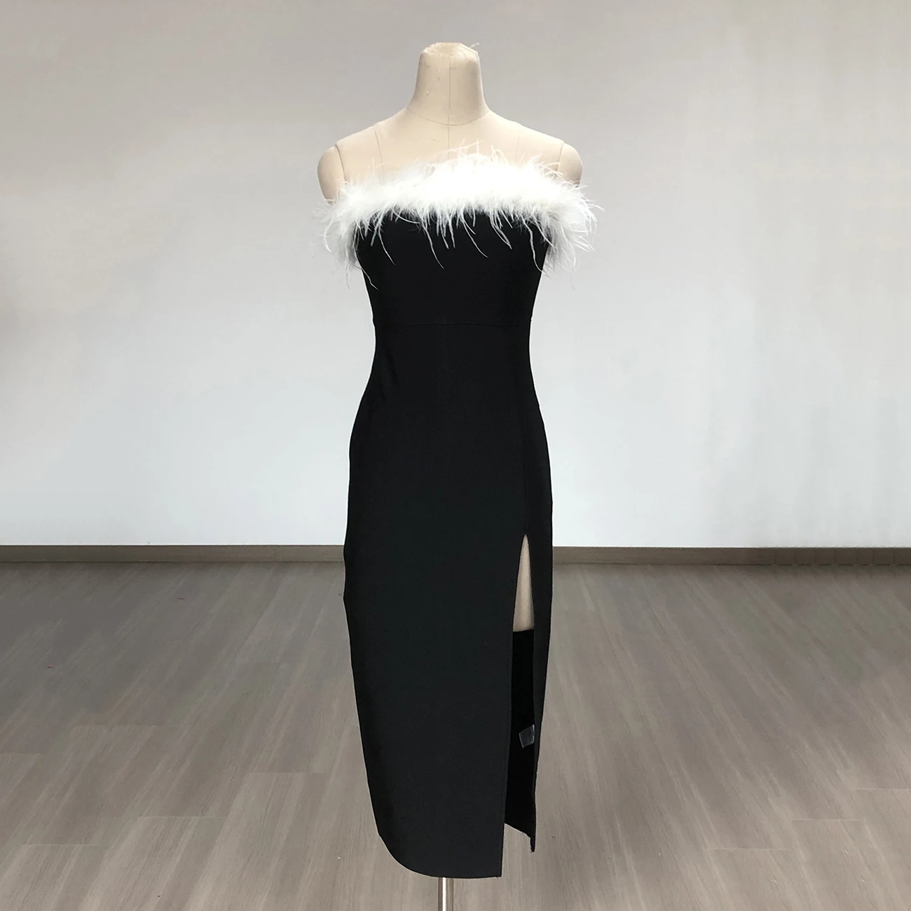 SB2549 Off Shoulder Black Midi Dress Bandage Bodycon Feather Dresses  Sleeveless Fashion Dress With Slit