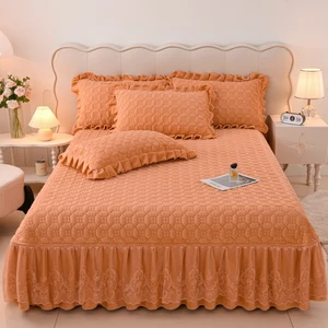 Hot Selling 3-Piece Quilt Set for Queen Full Size Modern Geometric Style Bedspread Coverlet with Polyester Filling Bed Cover