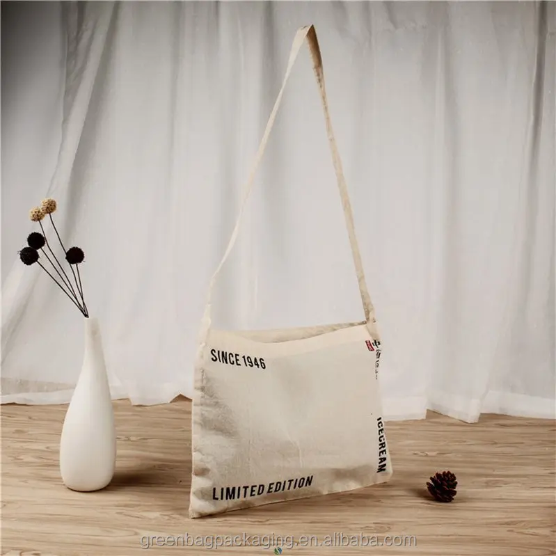 Bag with logo and removable cotton strap