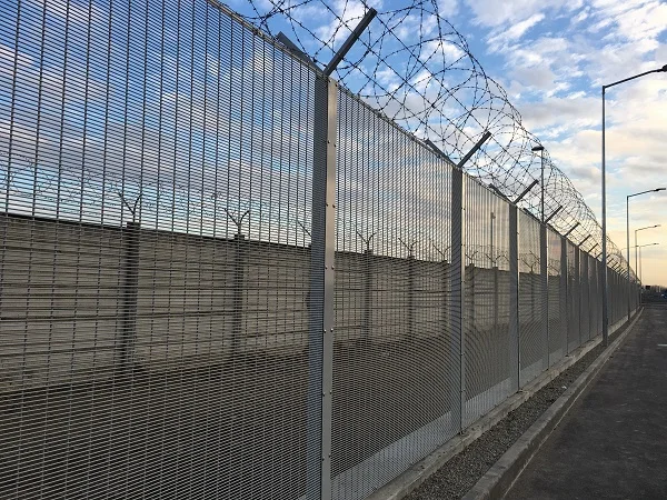product south africa clearvu anti climb prison fence panels 358 wire mesh anti climb high security mesh fencing-9