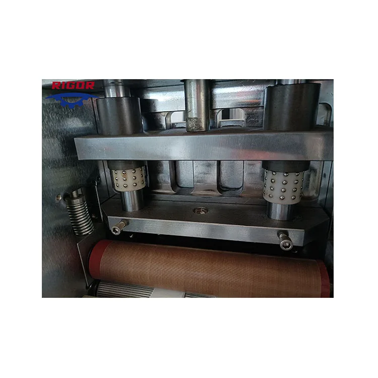 Одноясаше влажные салфетки машина Droid Group