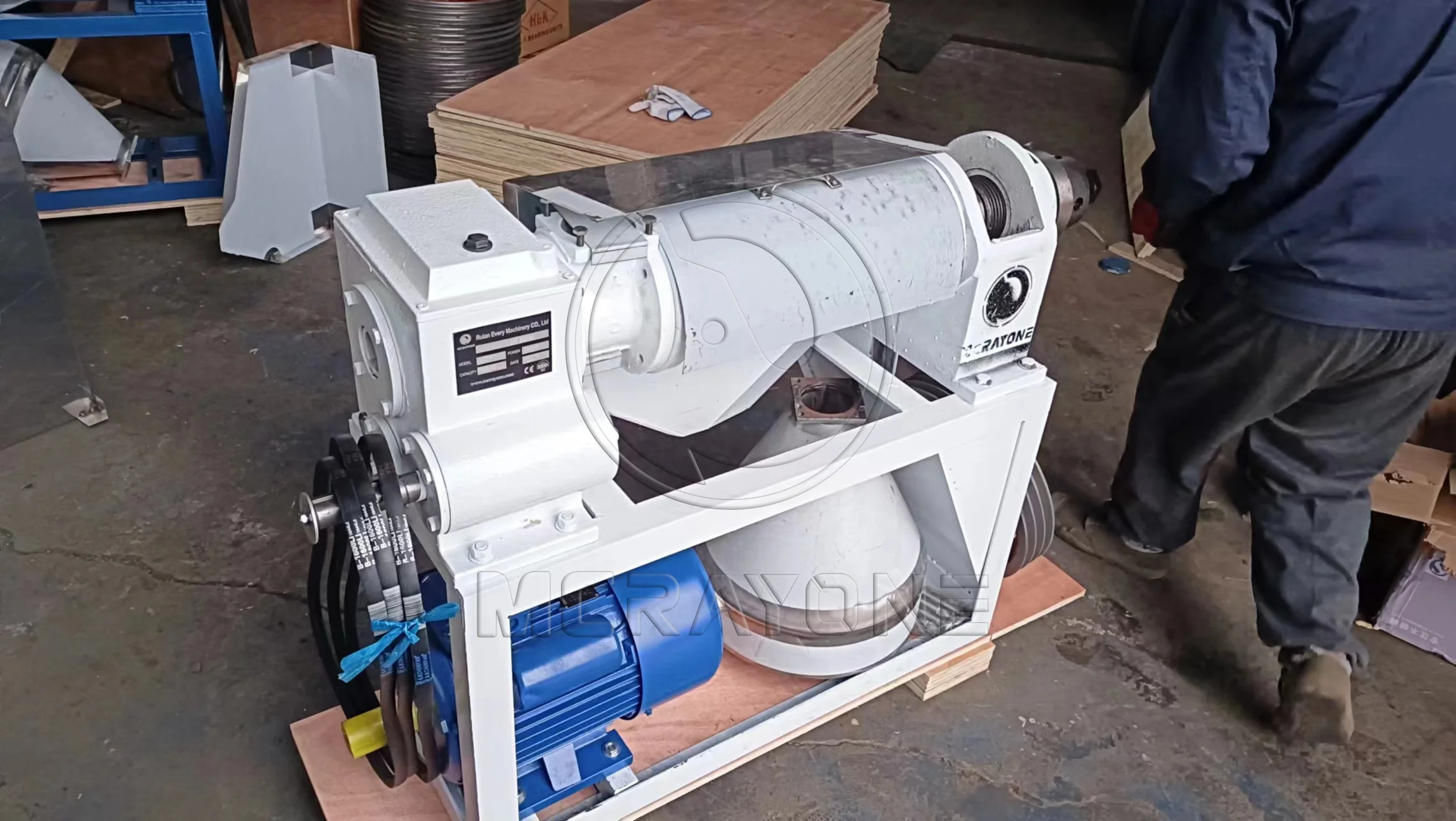 パート10 AOLAMEGS Construction Hard Hat with Visor - White Vented