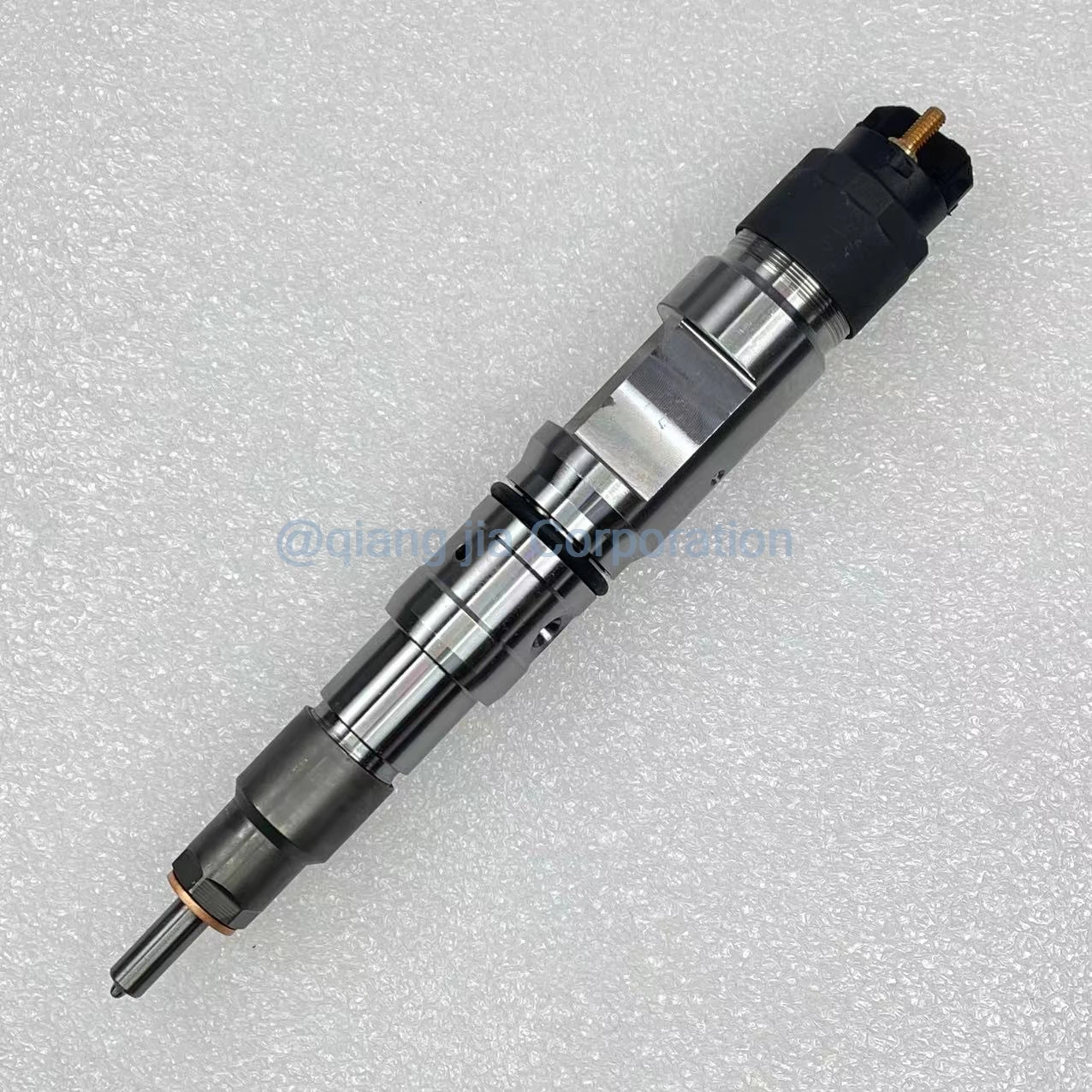 High Quality Diesel Common Rail Fuel Injector 0445120415 for SINOTRUK