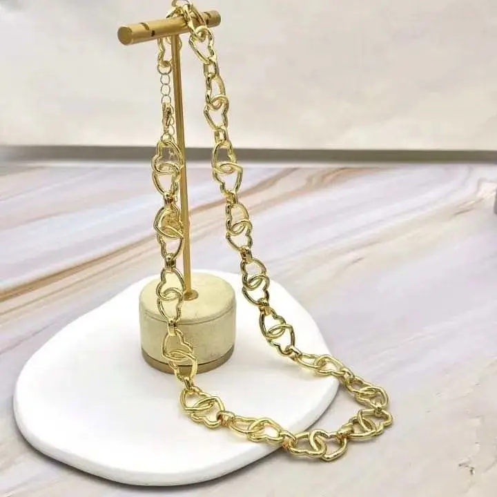 product new 18k gold plated heart link buckle charms classic style alloy bracelet for anniversaries wholesale jewelry-6