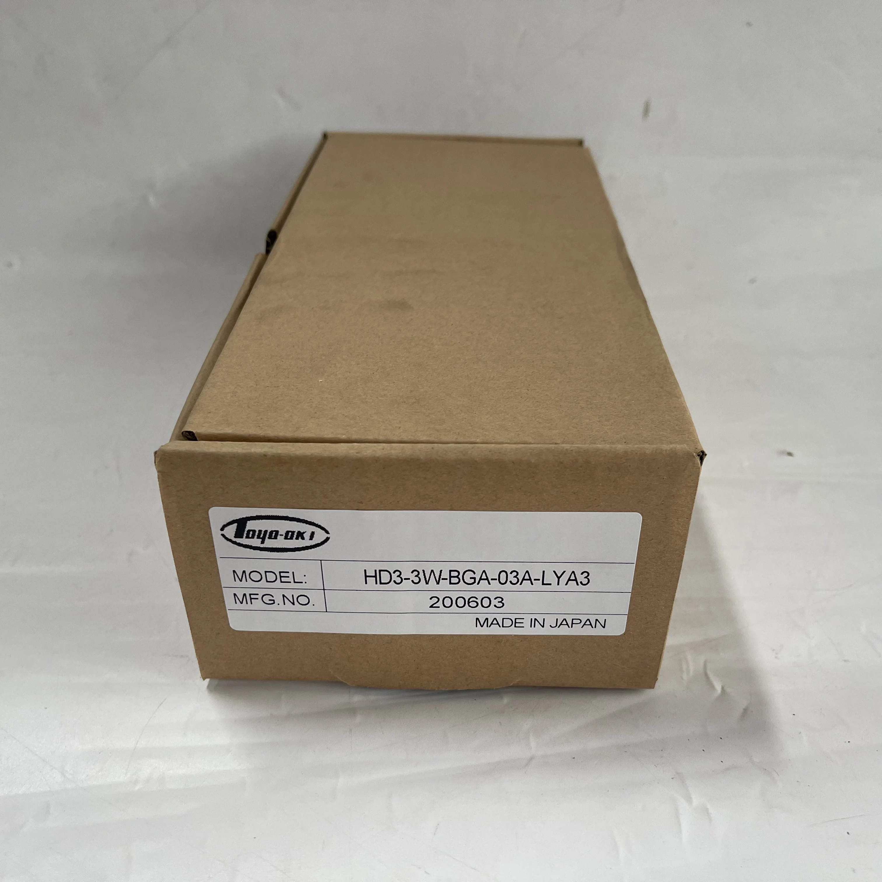 Toyo-oki  Note: Specific product type not fully indicated on packaging HD3-3W-BGA-03A-LYA3