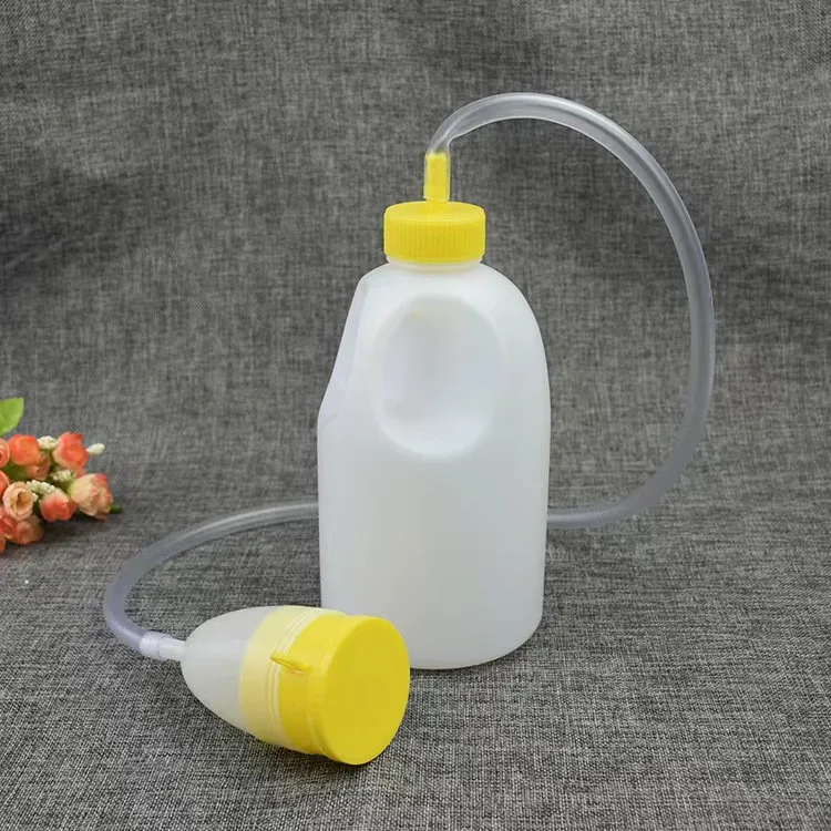 ふた付き1700mlロングチューブ男性用おしっこボトル男性用トイレ