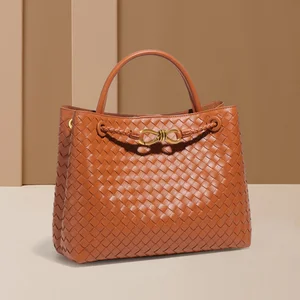 Retro Large-capacity Women's Hand-woven Summer/Winter Water Resistant Fashionable Casual Single-shoulder Crossbody Bag