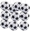 10 balones de fútbol en blanco y negro