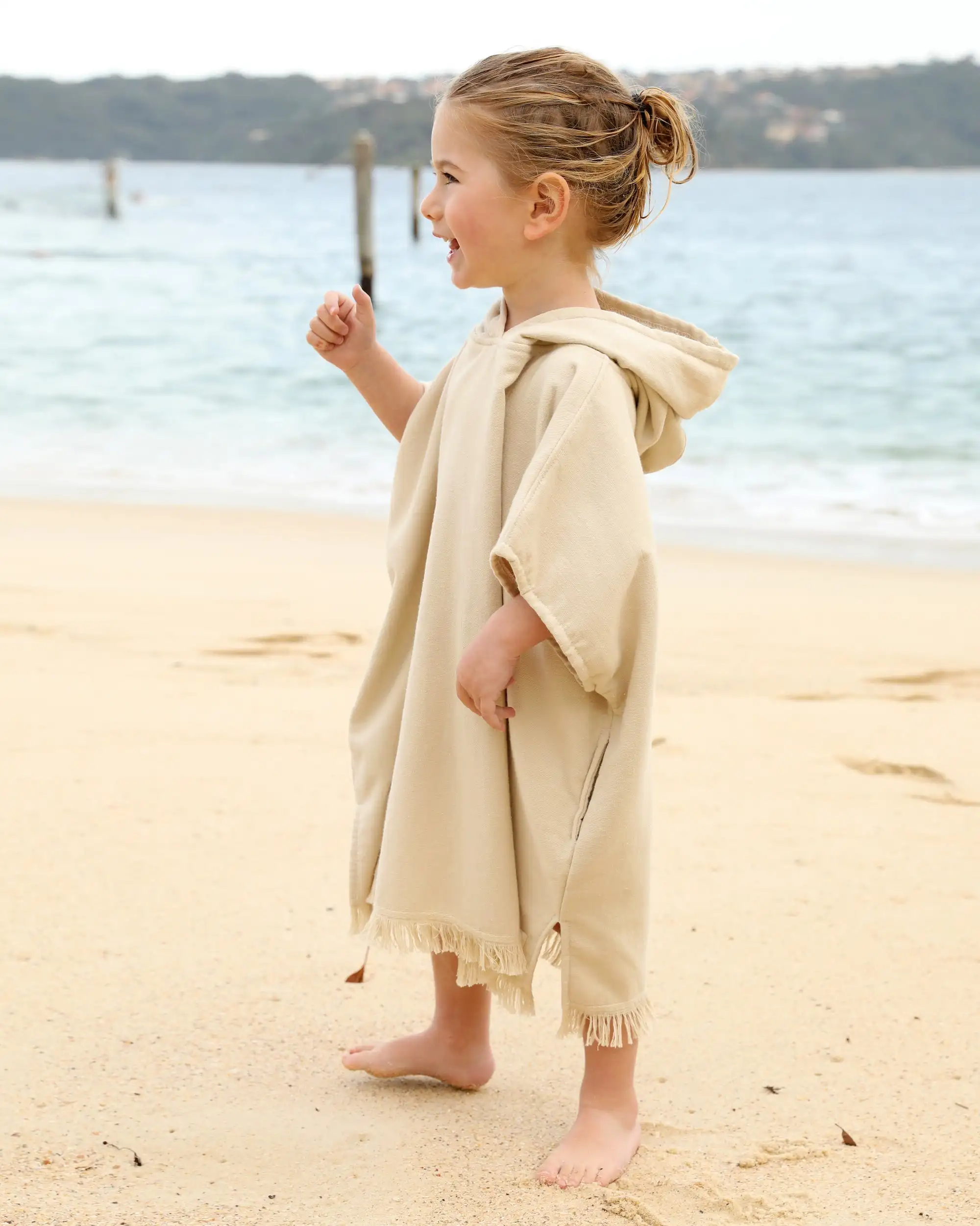 Hot Selling Comfortable Small Size Towel Poncho Surfer Poncho Kids Poncho Towel factory