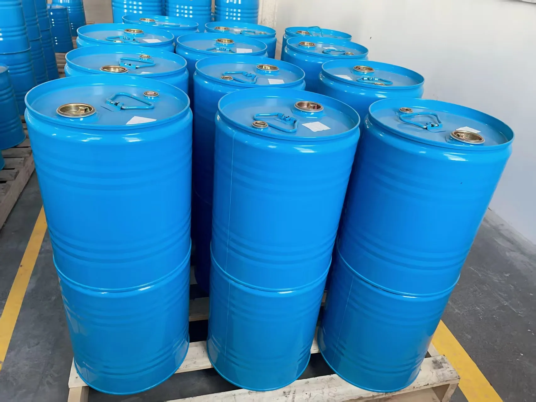 The Best Quality bisphenol a type epoxy resin High purity epoxy resin for wholesale export