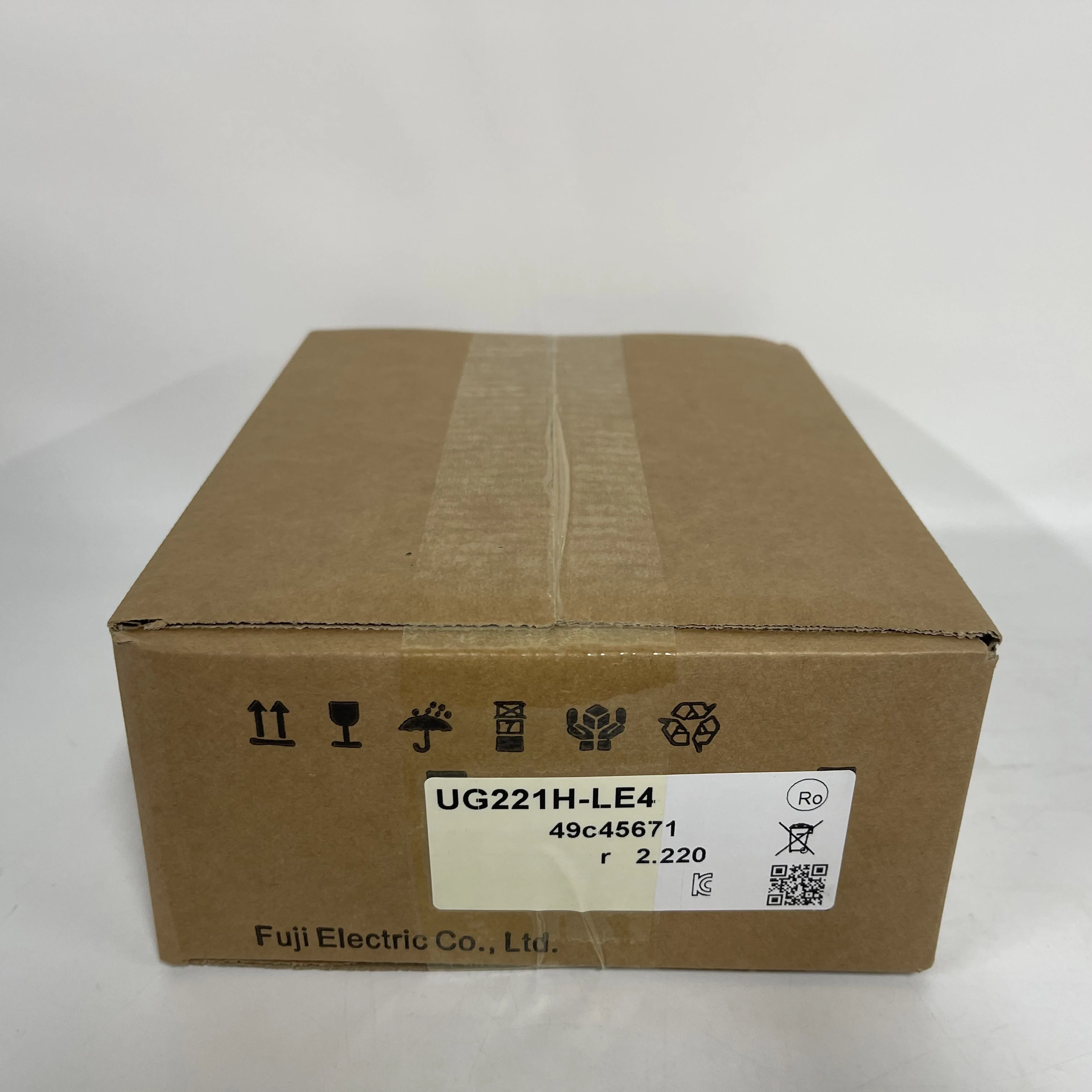 Fuji Electric HMI Human-Machine Interface UG221H-LE4