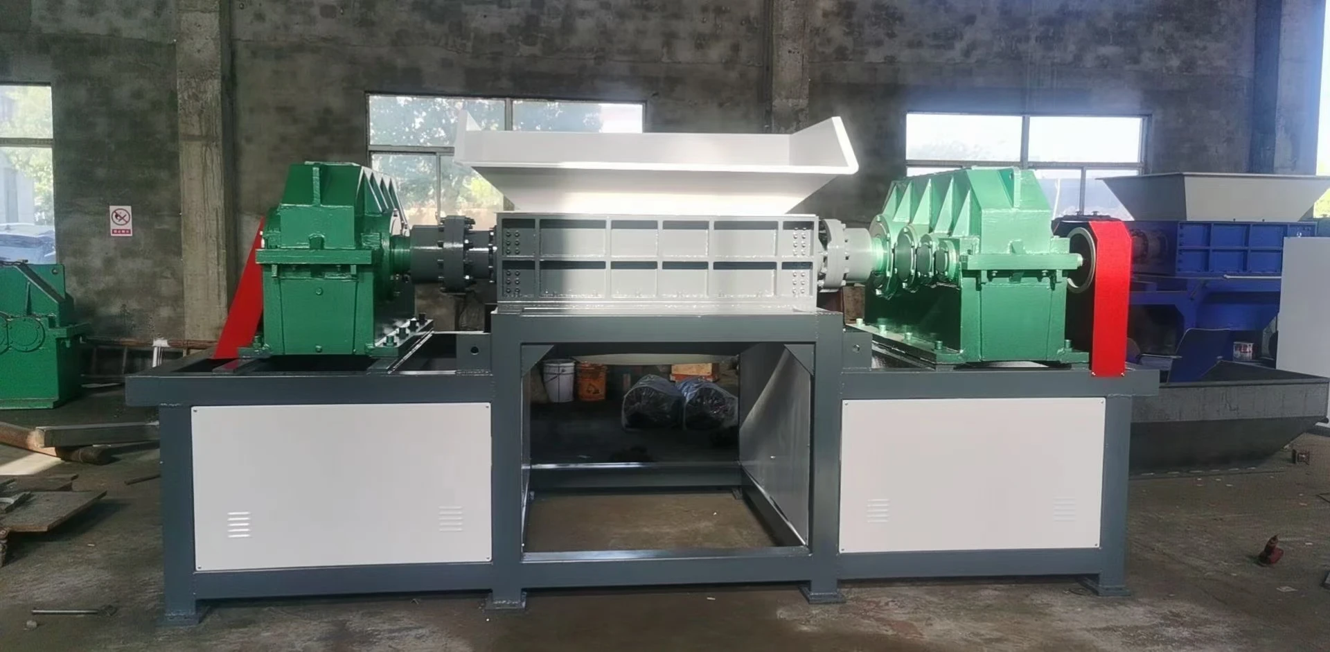Triturador de sucata de metal para venda máquina de reciclagem de plástico  shredder de eixo duplo - AliExpress
