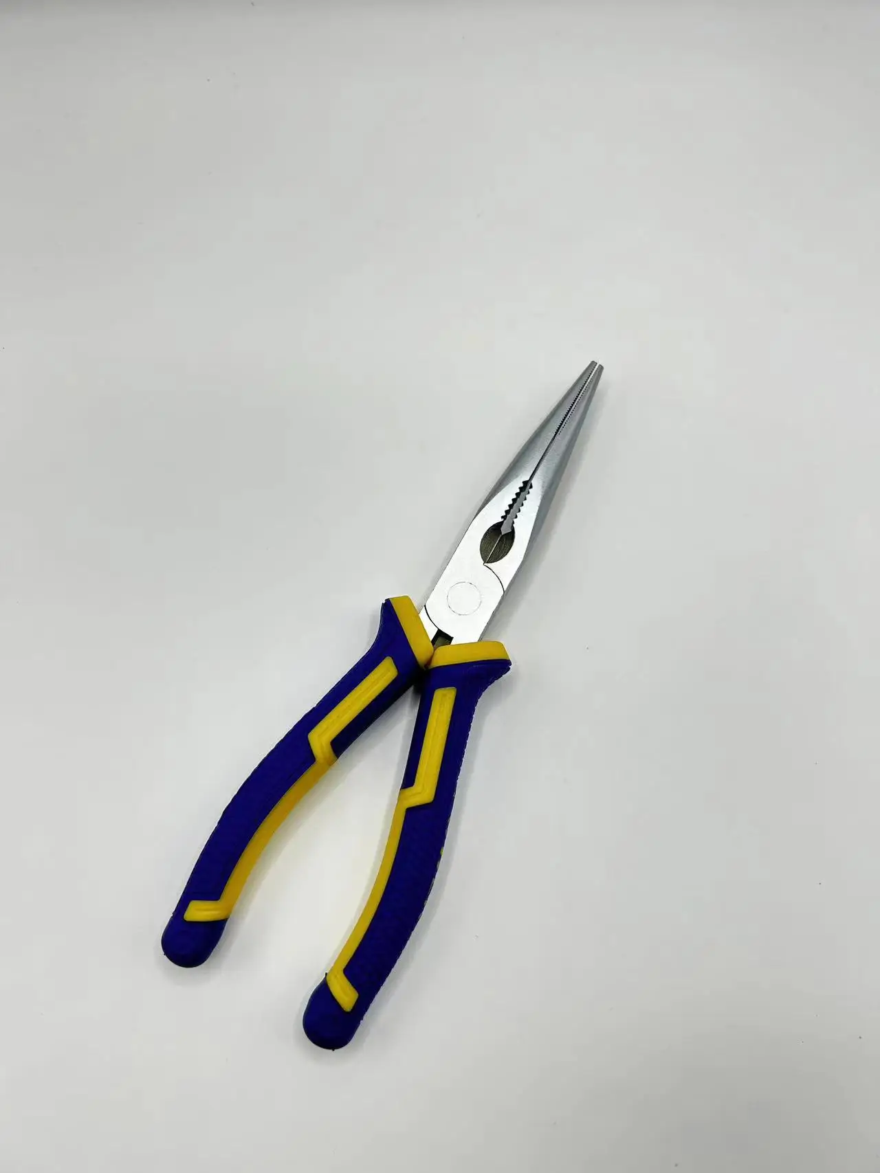 German Type TPR Long Nose Plier 8.5 Inch Carbon Steel Multifunctional Cutter with Soft Grip Plastic Handle OEM Customizable supplier