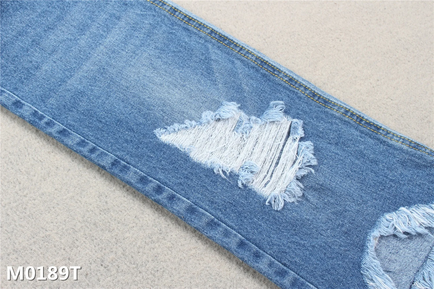 11oz 100% Cotton Denim Fabric with 62/63" Width and Shrink-Resistant Properties for Jeans and Apparel