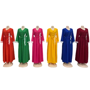 Wholesale Elegant and Dignified Embroidery Long New Traditional Muslim Women Muslim Robe Dress