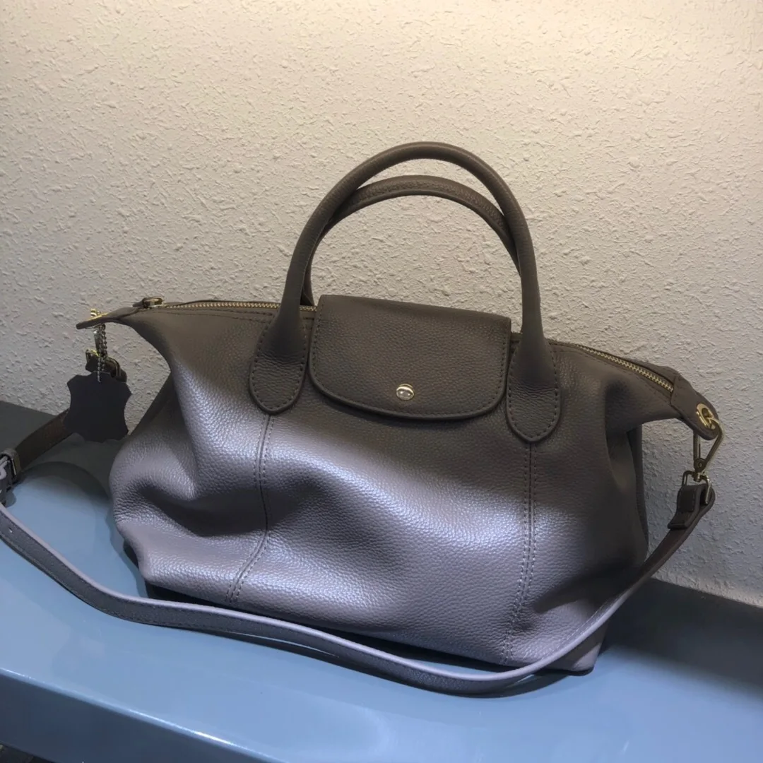 Cross-border Exclusive Lady Genuine Leather Zipper Closure Winter 2026 New Design Sophisticated Minimalist Spacious Tote