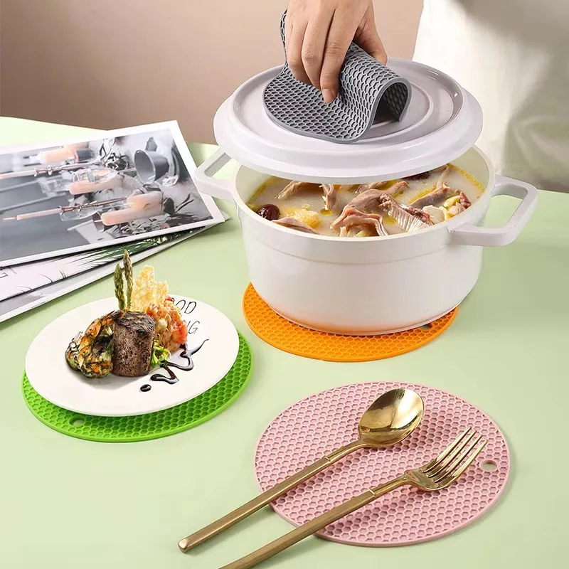 Silicone Honeycomb Insulation Plate Pad Anti-Slipping and Anti-Scalding Square Tableware Mat for Pots & Pans factory