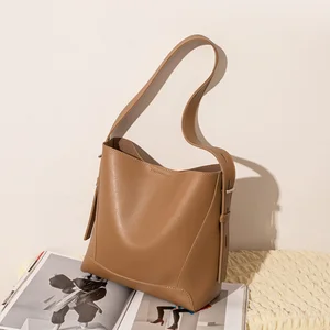 A-63 Simple Autumn Winter Bucket Bags All-Match PU Shoulder Tote Zipper Closure Large Capacity Underarm Bag New Fashion Style