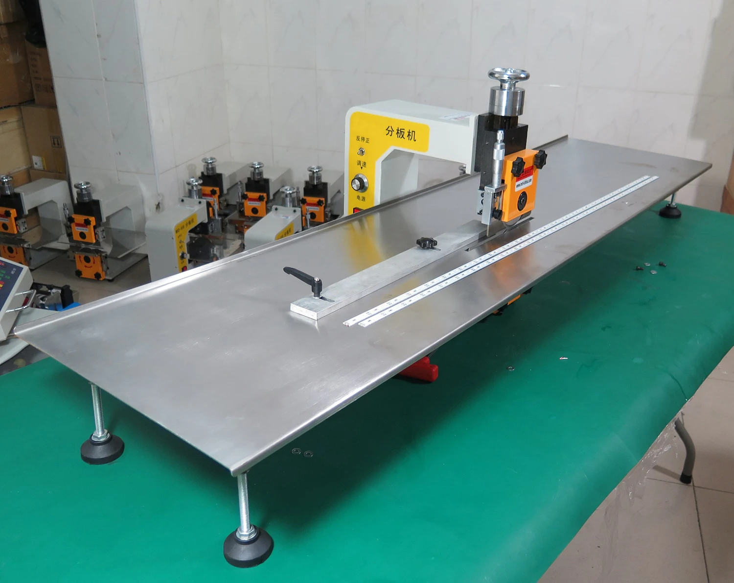 PCB V-Cut Board Cutting Machine - Easy & Efficient