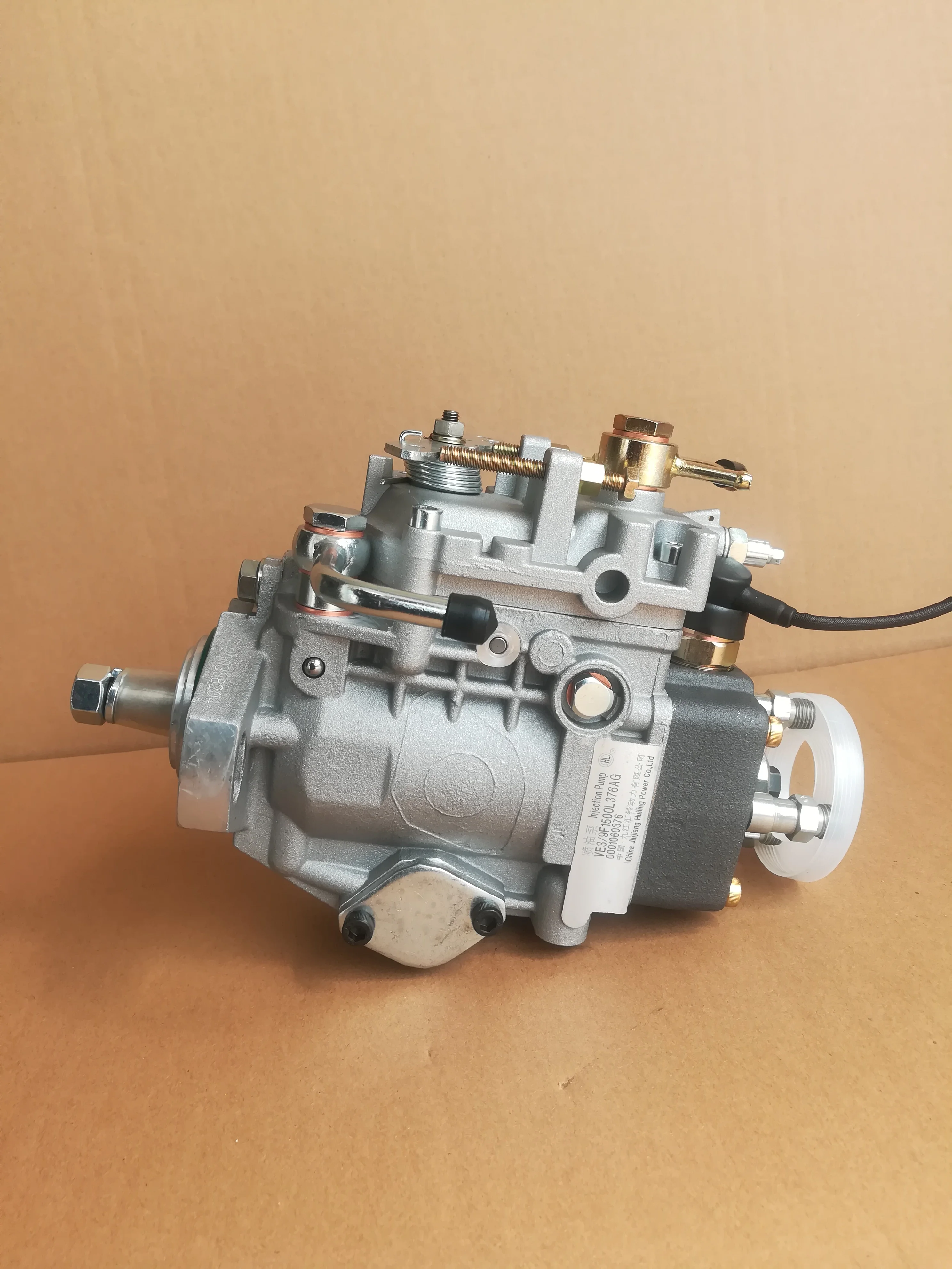 Auto parts engine fuel pump model 0001060376 VE3\9F1500L376AG fuel 