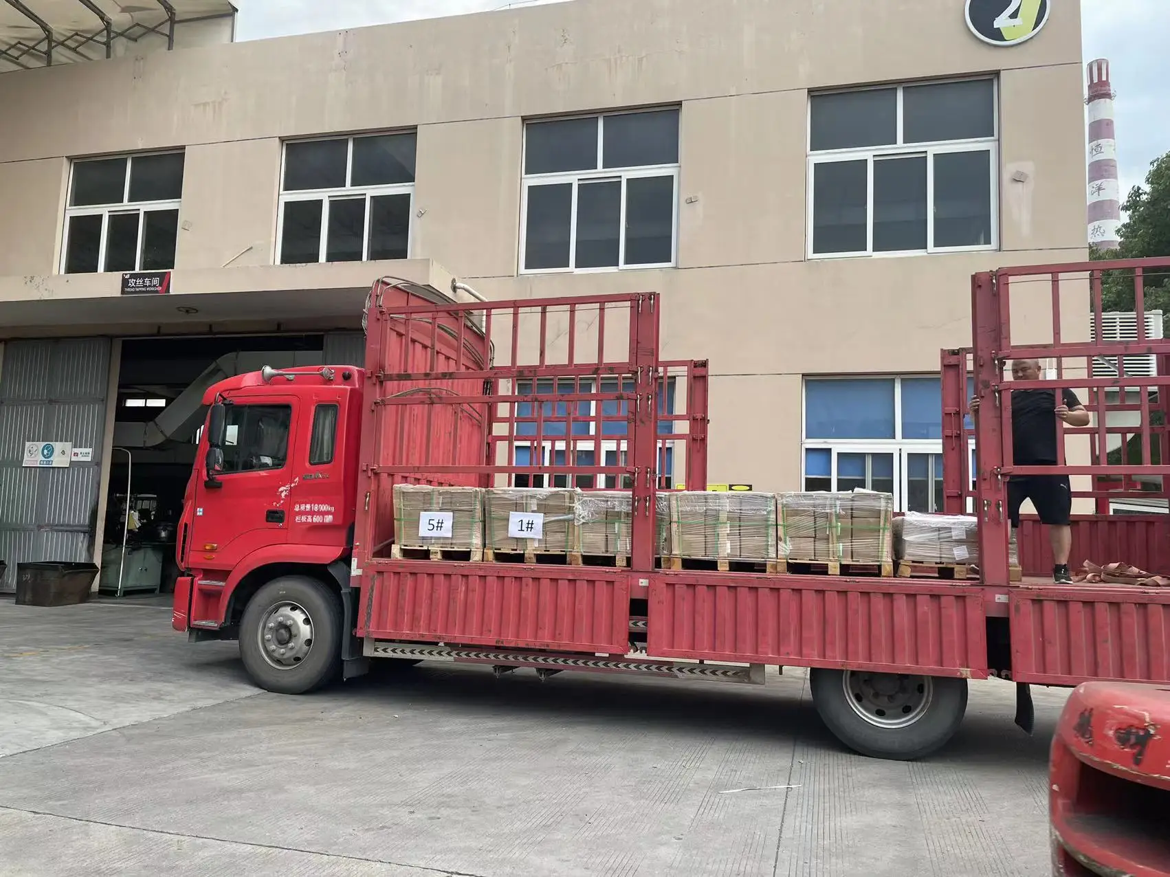 M6 M8 M10 Custom Carbon Steel Rivet Nut Extra Long Bulb Split Rivet Nut ...