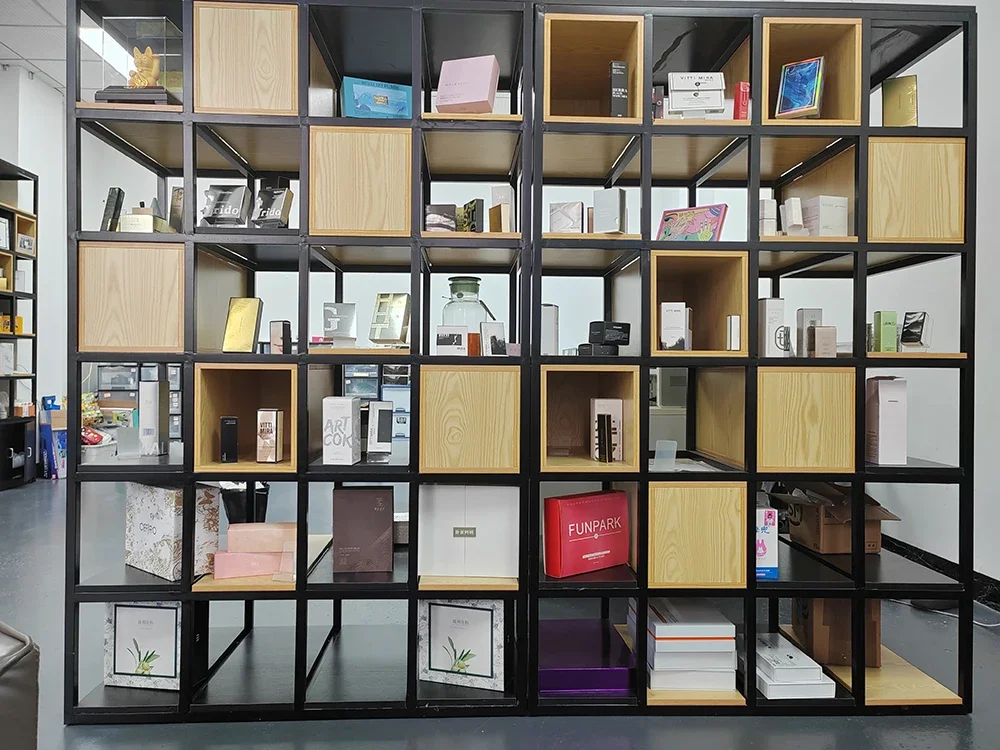 Guangzhou Yichunyu Color Printing Paper Co., Ltd.