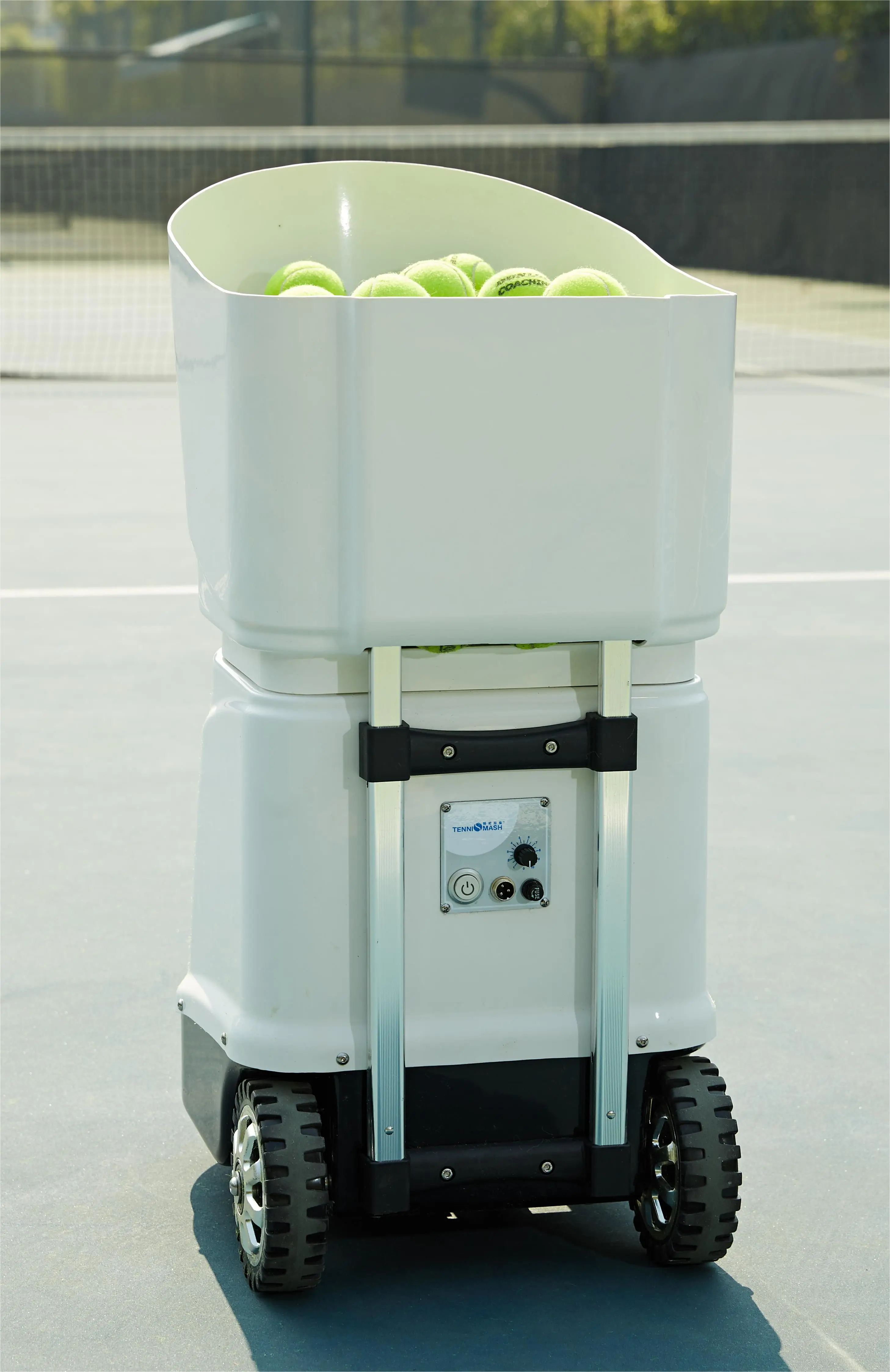 Sports Training Kit Portable Tennis Ball Launching Machine With Mobile