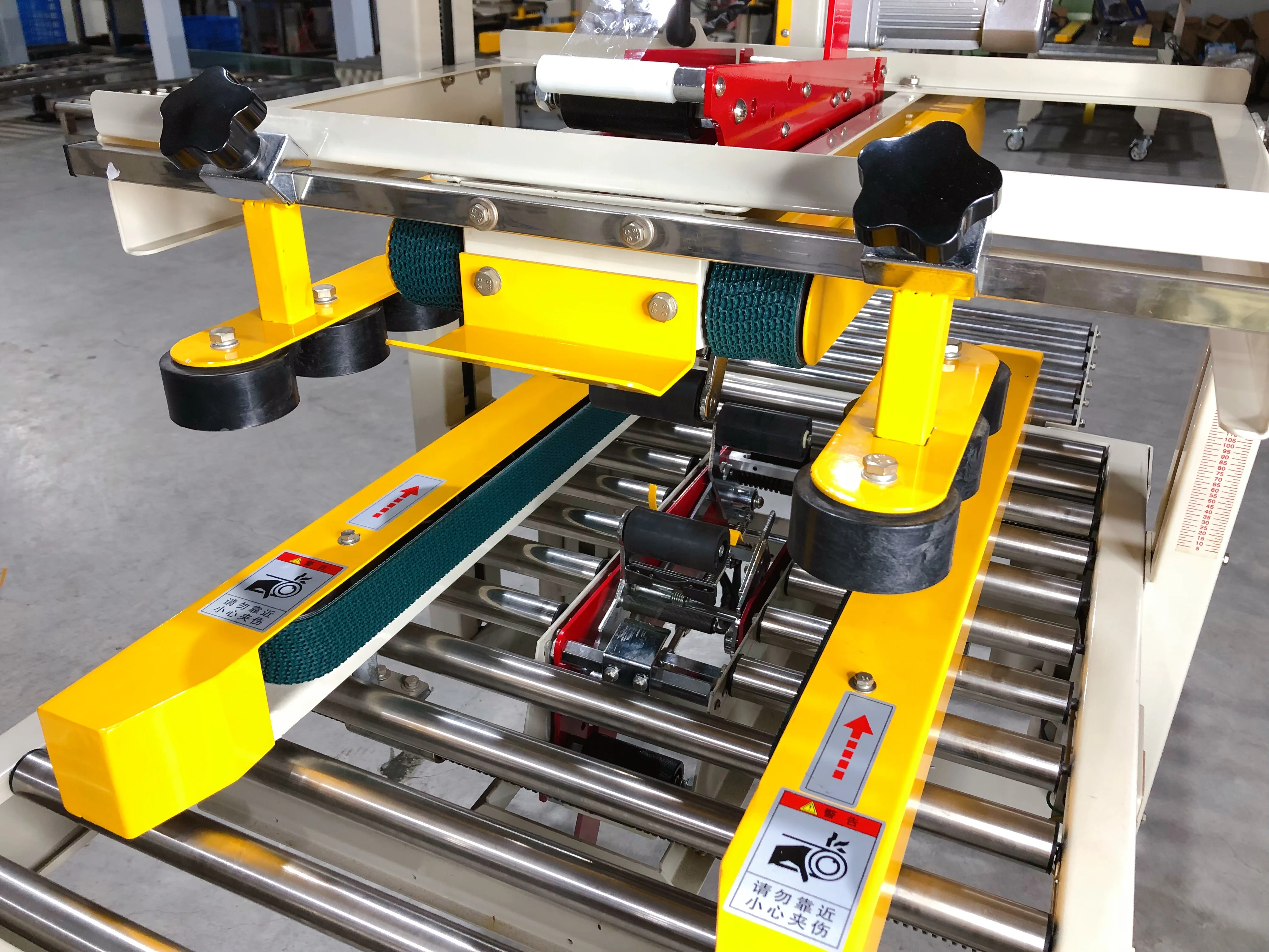 Automatic Carton Boxes Cases Adhesive Tape Sealer Top and Bottom Cardboard Box Sealing Machine