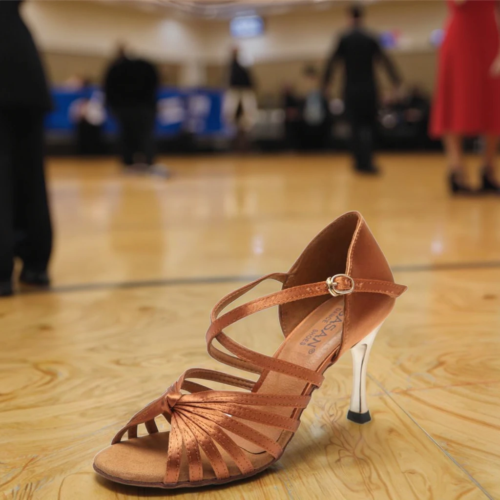 S121 sepatu dansa Latin wanita, sneaker Jazz kulit asli lapisan Satin hak  metalik nyaman untuk pernikahan