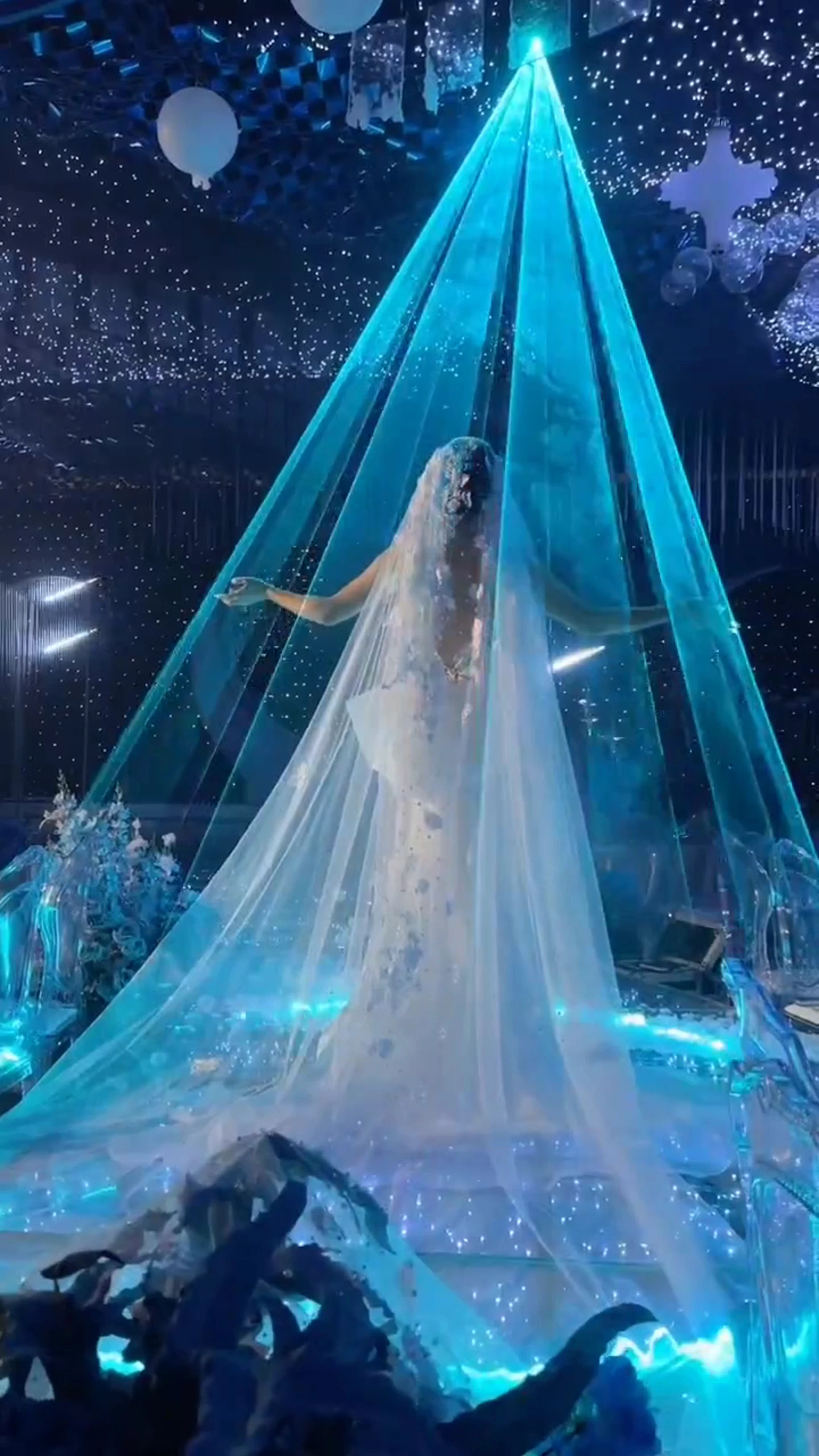 Guangzhou Factory Dream Wedding Cinderella Stage Light