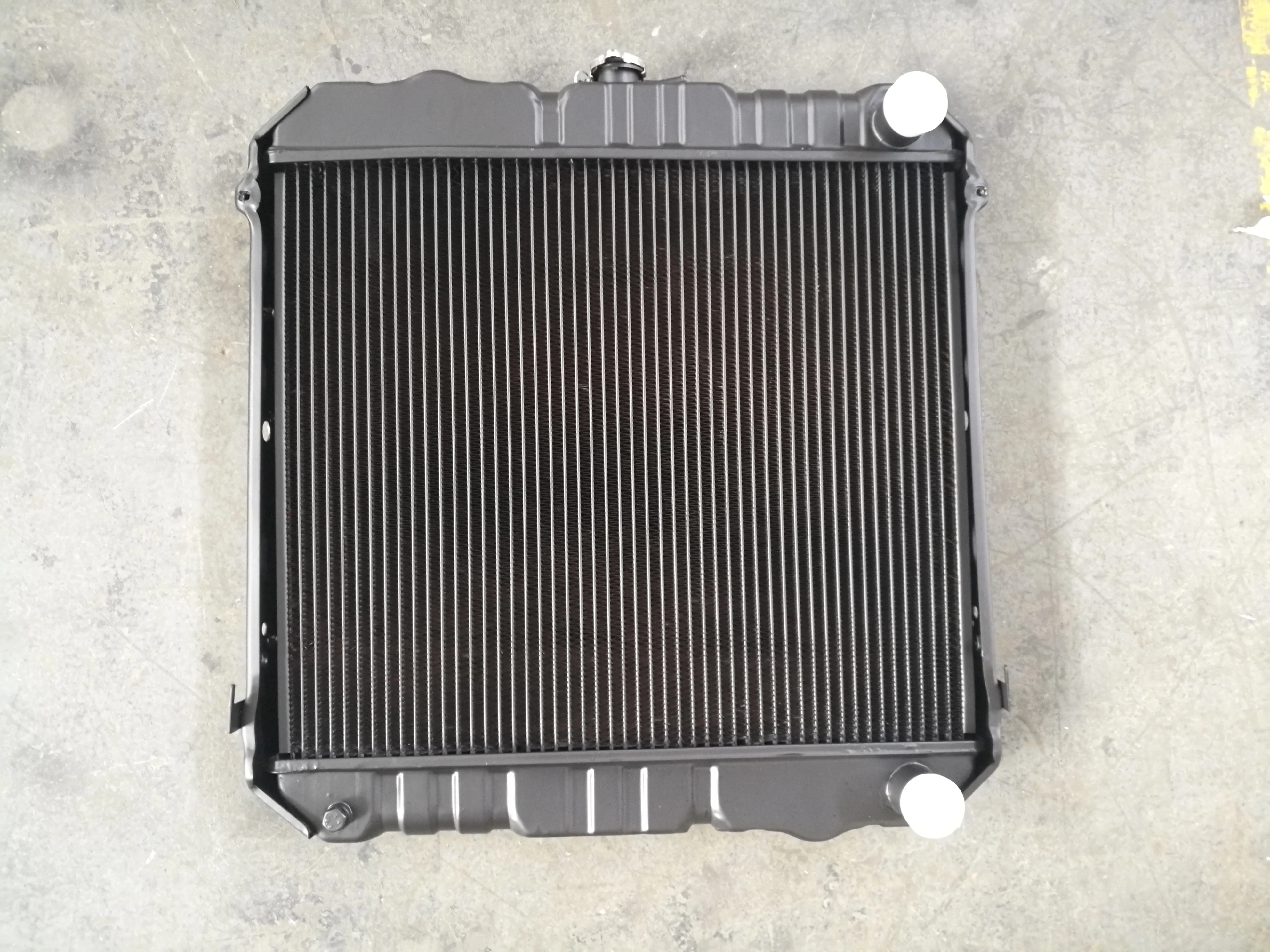 Cooling System Copper Radiator Truck Radiator for DAIHATSU DV58 DV99 ...